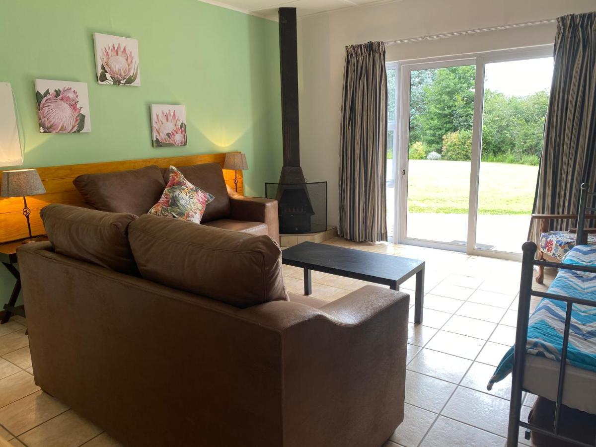 Little Acres Drakensberg Accommodation Champagne Valley Exterior photo